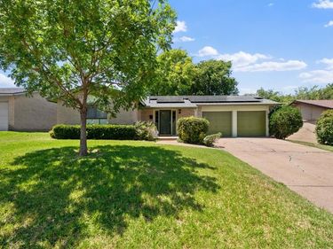 8105 Silverdale Drive, Dallas, TX 75232