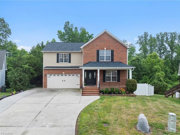 206 Princeton Crossing , Thomasville, NC 27360