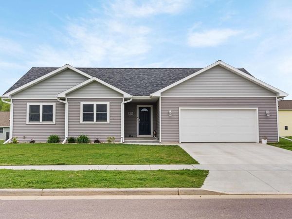 521 Roosevelt Street, Baraboo, WI 53913