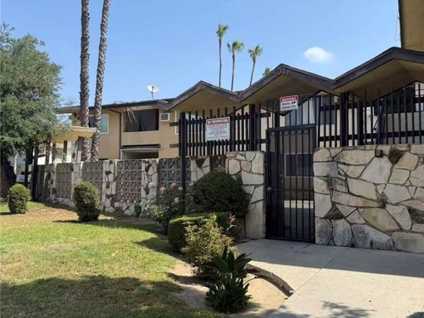2018 Las Vegas , Unit 8, Pomona, CA 91767
