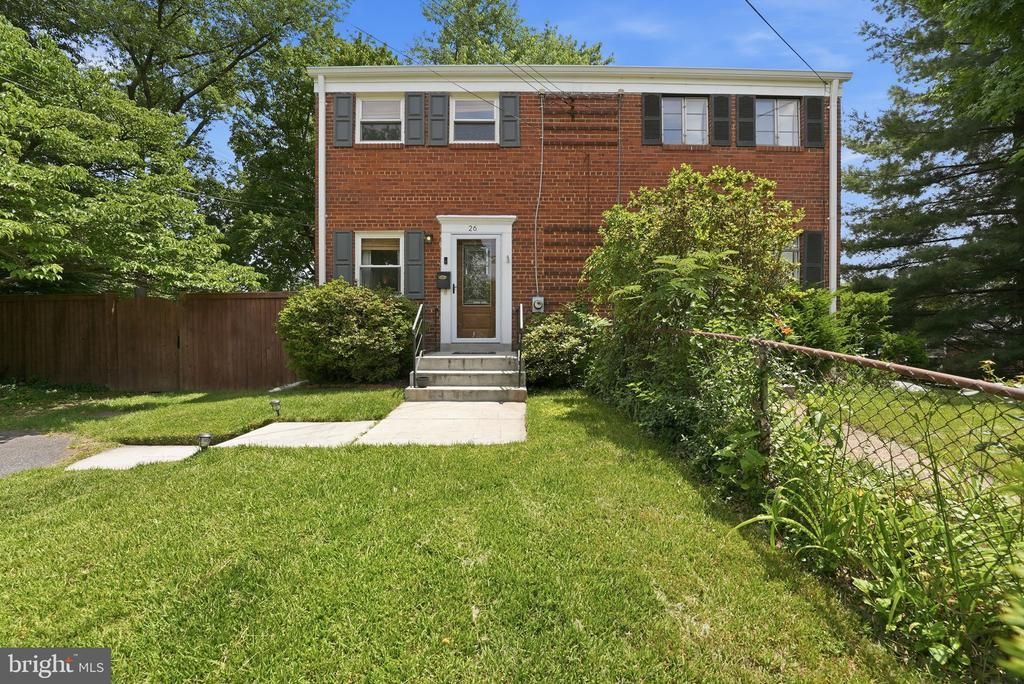 26 Underwood Place, Alexandria, VA 22304 Main Photo
