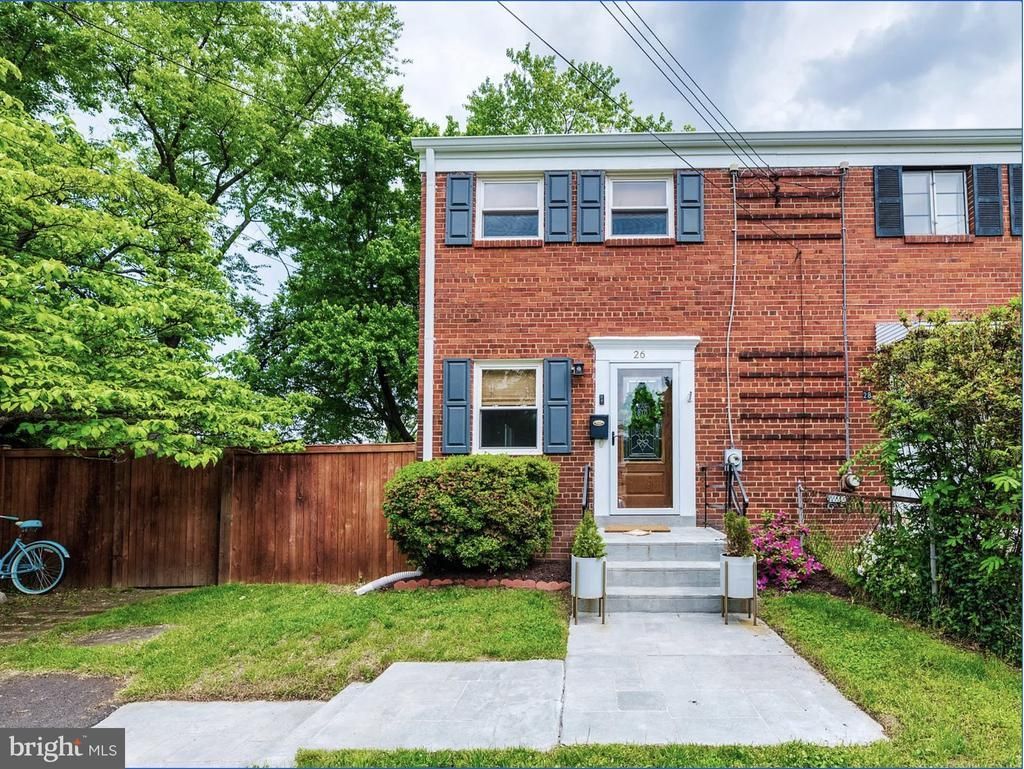 26 UNDERWOOD PLACE, ALEXANDRIA, VA 22304