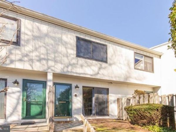 254 SUMMIT HOUSE , Unit 254, WEST CHESTER, PA 19382
