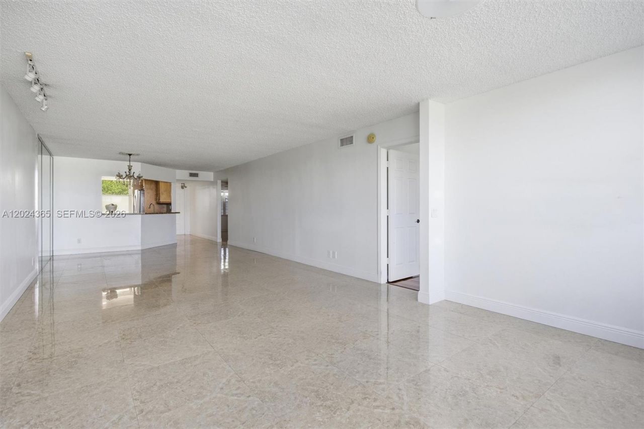 2521 NW 104th Ave , Unit 302, Sunrise, FL 33322 Photo