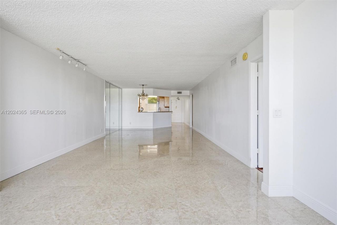 2521 NW 104th Ave , Unit 302, Sunrise, FL 33322 Photo