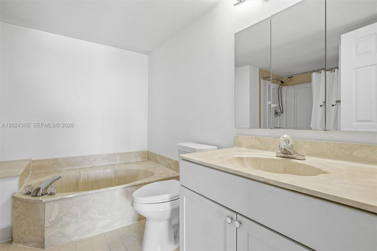 2521 NW 104th Ave , Unit 302, Sunrise, FL 33322 Photo