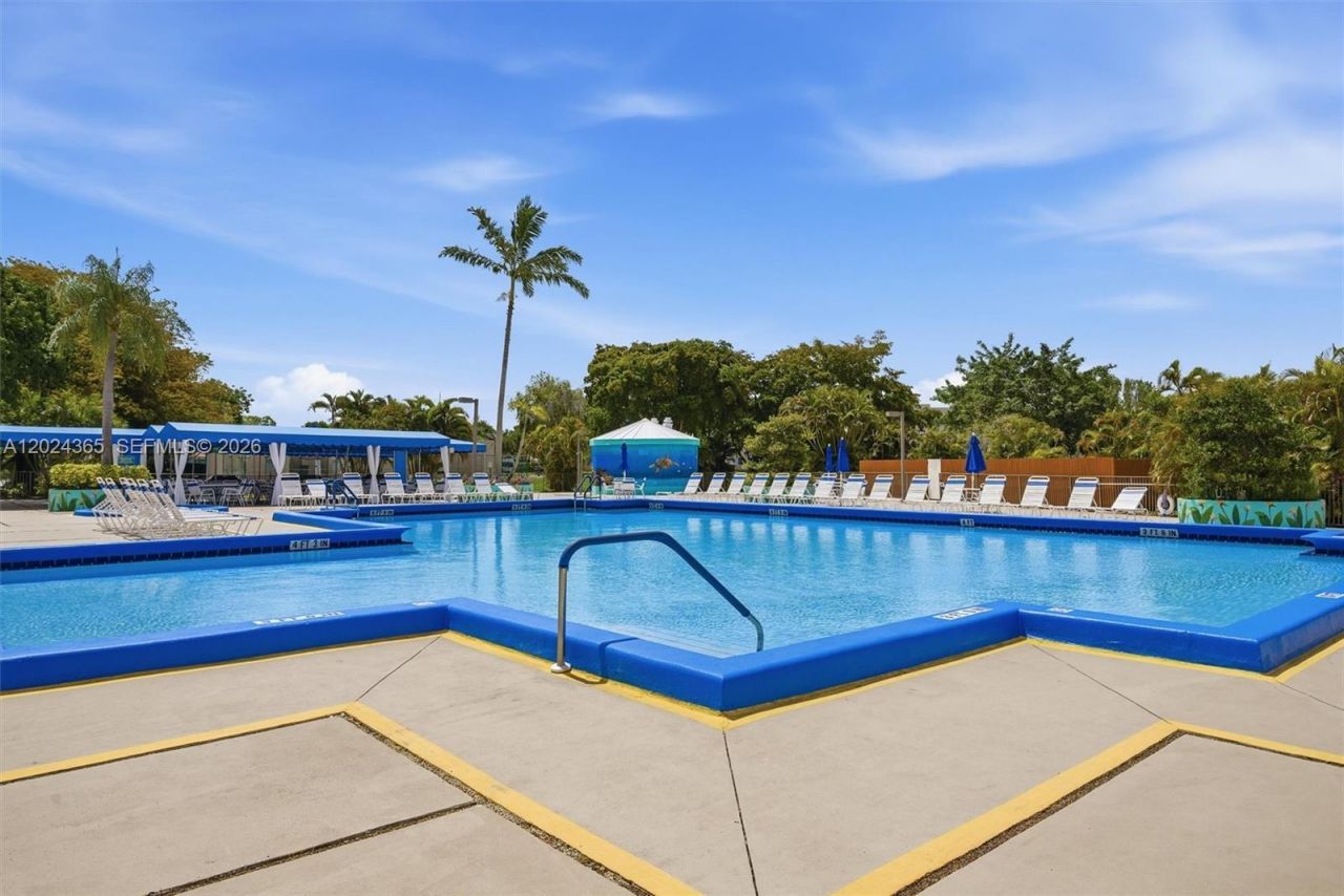 2521 NW 104th Ave , Unit 302, Sunrise, FL 33322 Photo