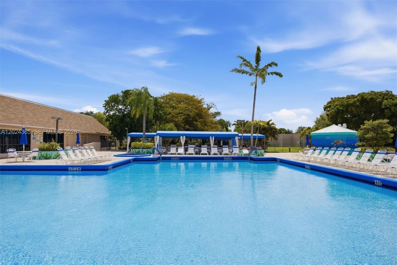 2521 NW 104th Ave , Unit 302, Sunrise, FL 33322 Photo