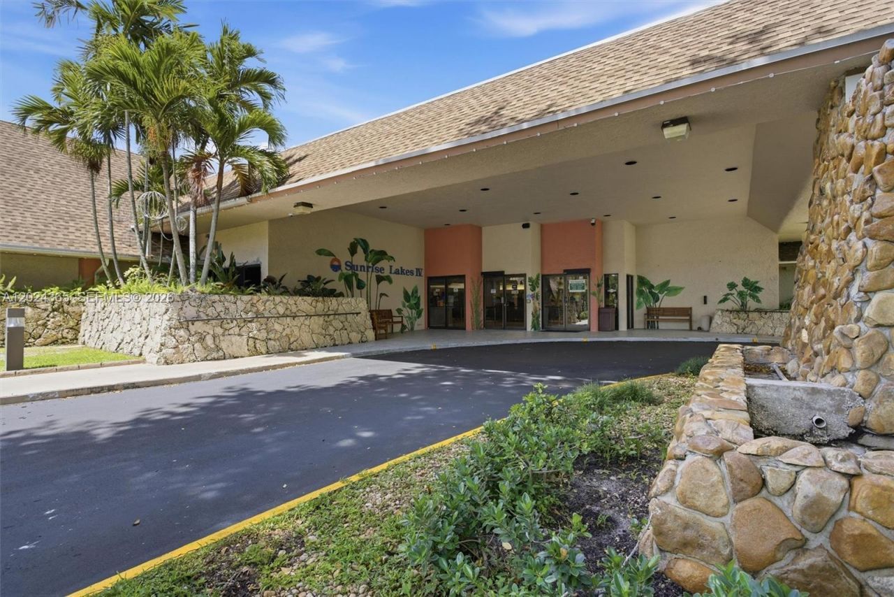 2521 NW 104th Ave , Unit 302, Sunrise, FL 33322 Photo