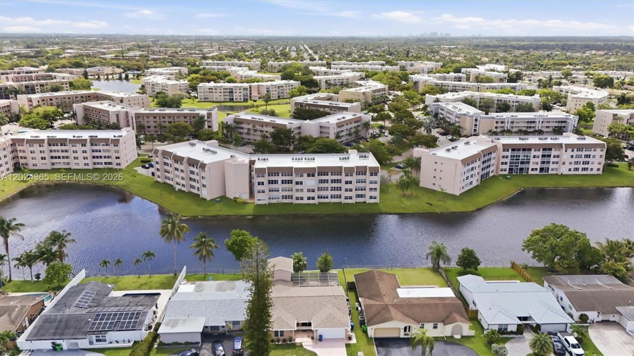 2521 NW 104th Ave , Unit 302, Sunrise, FL 33322 Photo