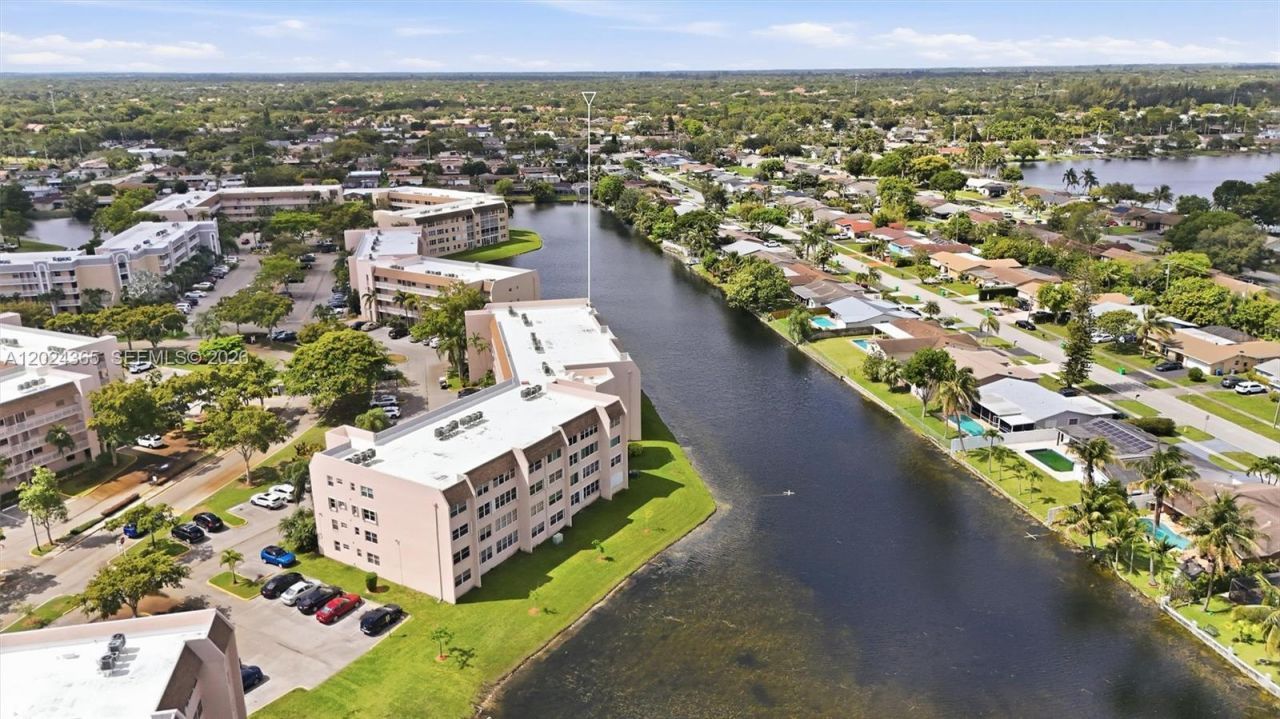 2521 NW 104th Ave , Unit 302, Sunrise, FL 33322 Photo