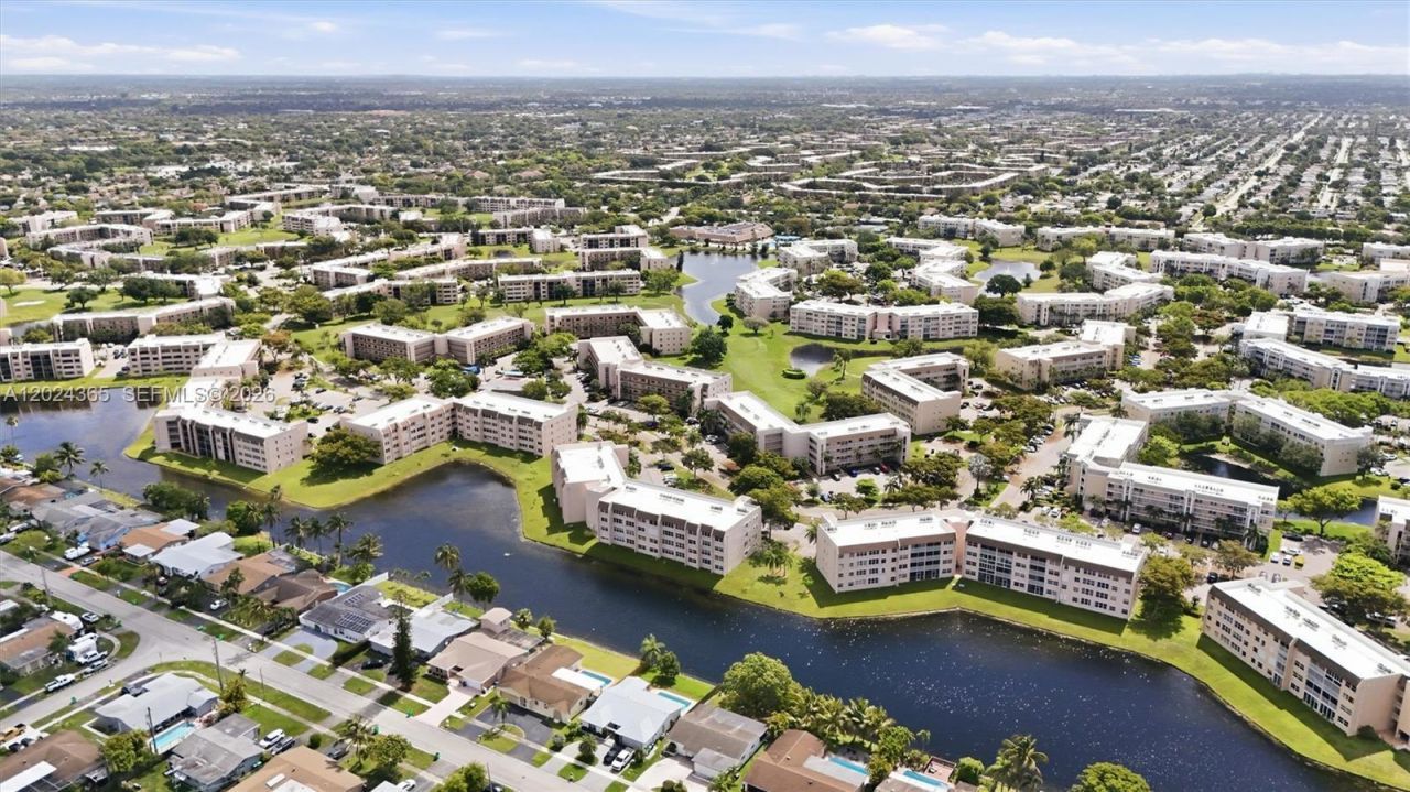 2521 NW 104th Ave , Unit 302, Sunrise, FL 33322 Photo
