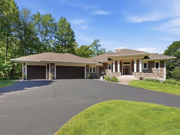 1415 Thelen Farm Trail, Houlton, WI 54082