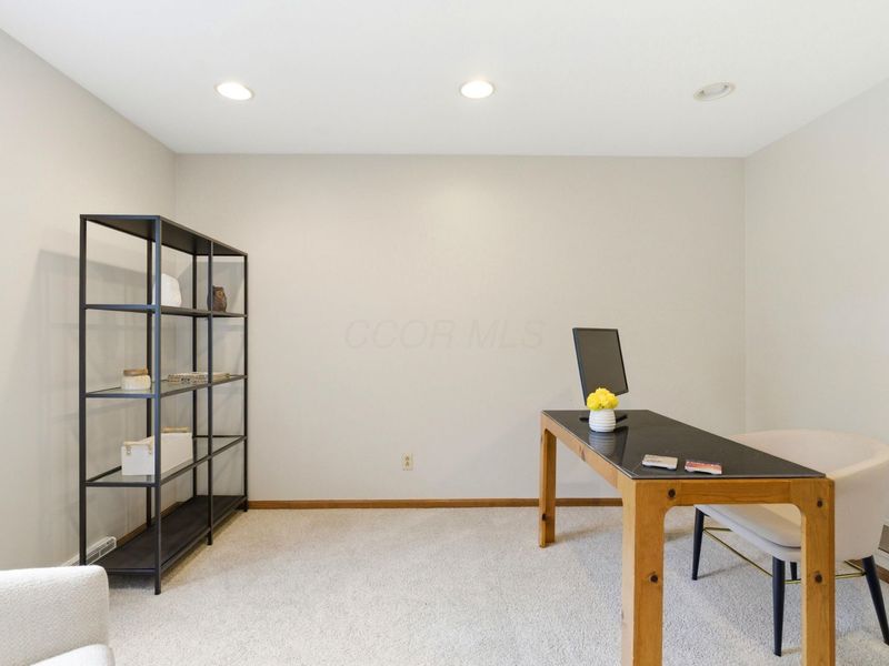 2111 Brookhurst Avenue, Unit C, Columbus, OH 43229 Photo 56