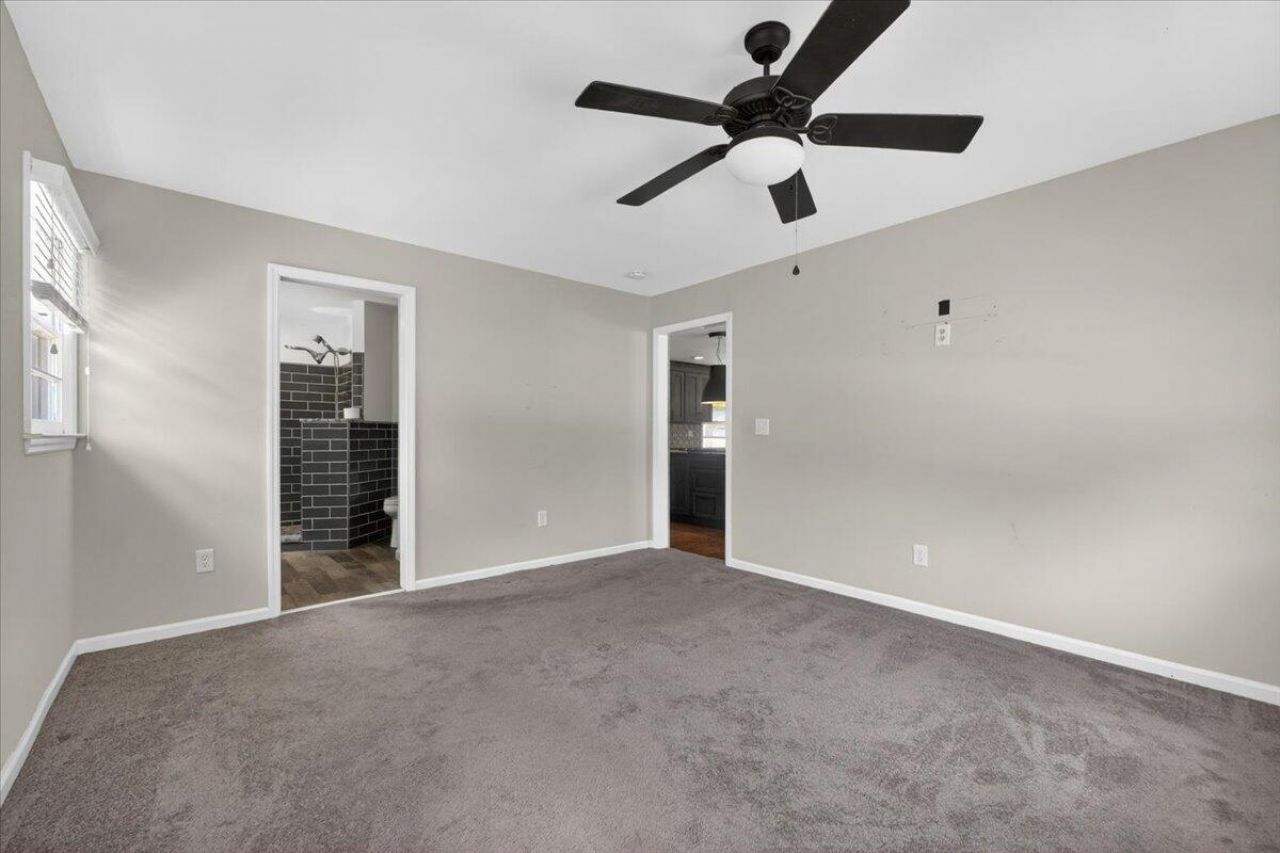 4761 Farmal Street Photo 25