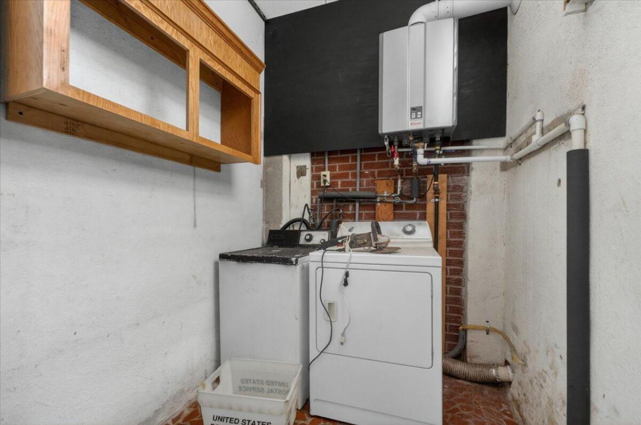 4761 Farmal Street Photo 40