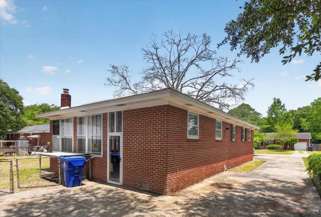 4761 Farmal Street Photo 42