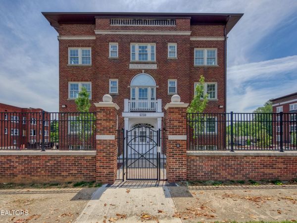 2730 E Magnolia Ave , Unit 303, Knoxville, TN 37914
