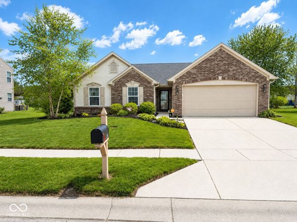 1354 Turfway Drive, Avon, IN 46123