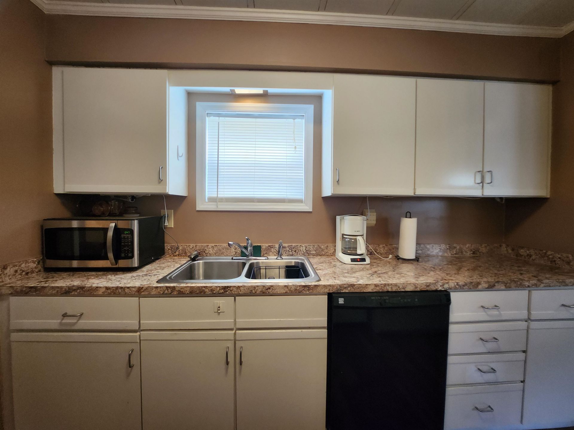 433 E Banks Dr.  Photo 25