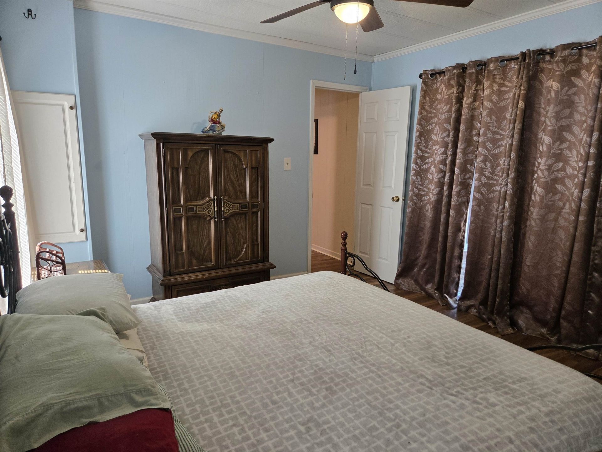 433 E Banks Dr.  Photo 30