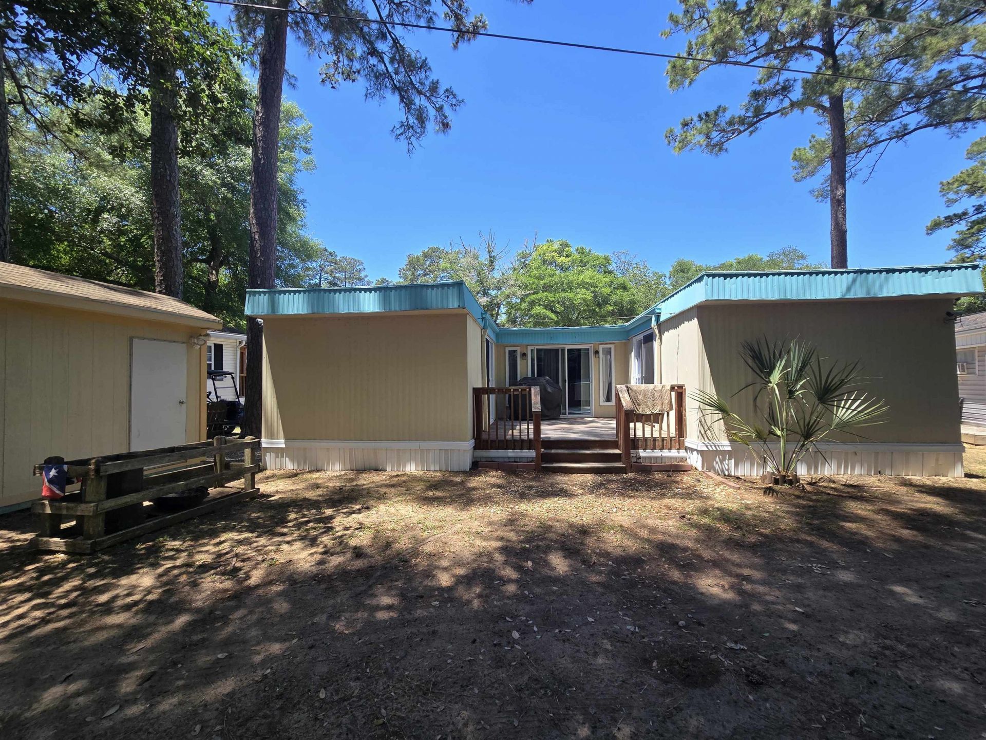 433 E Banks Dr.  Photo 5