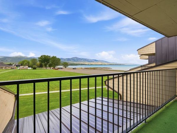 2176 S BEAR LAKE BLVD, Unit 313, Garden City, UT 84028