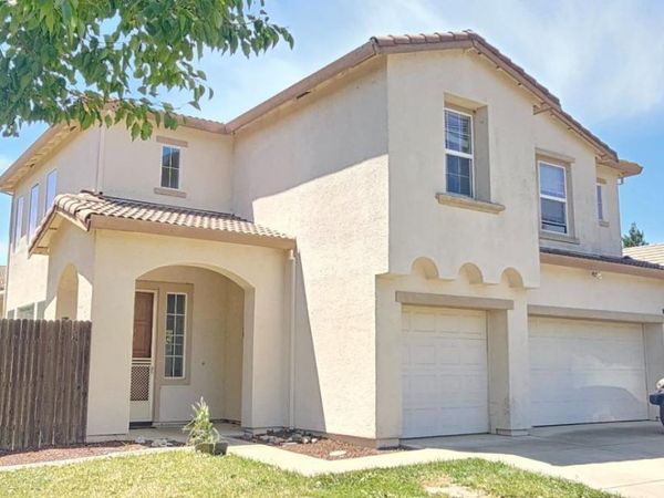 28 Skarda Ct, Sacramento, CA 95835