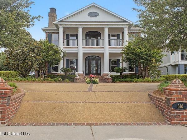 616 E Beach Boulevard, Gulfport, MS 39501