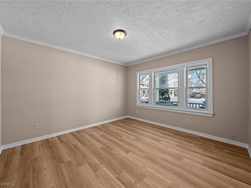 3325 W 98th Street , Cleveland, OH 44102 Photo 11