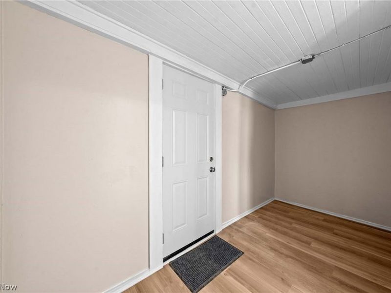 3325 W 98th Street , Cleveland, OH 44102 Photo 16