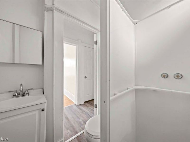 3325 W 98th Street , Cleveland, OH 44102 Photo 20