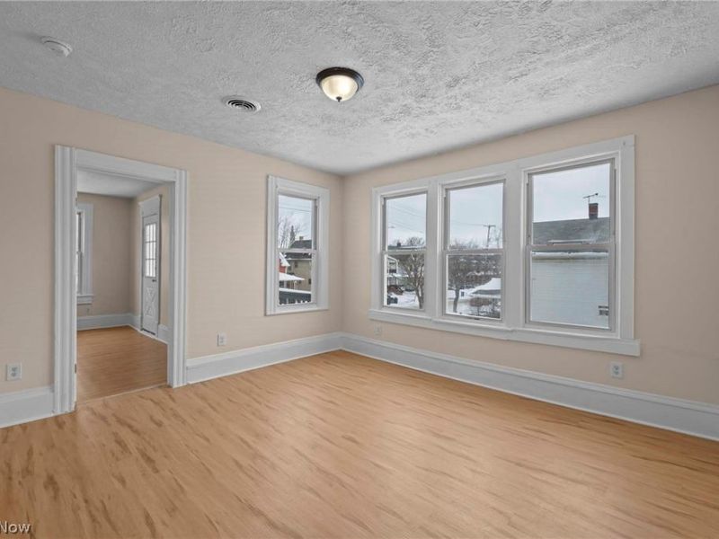 3325 W 98th Street , Cleveland, OH 44102 Photo 21