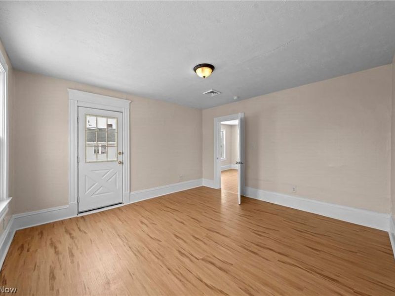 3325 W 98th Street , Cleveland, OH 44102 Photo 24