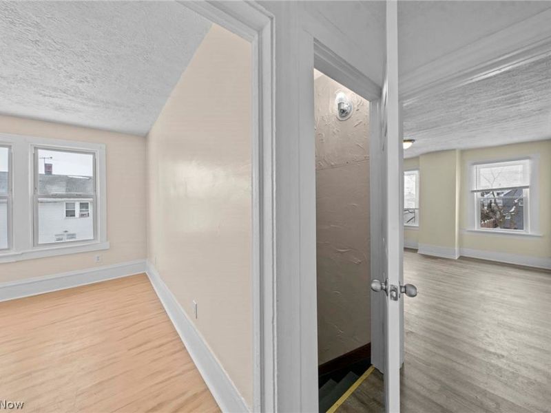 3325 W 98th Street , Cleveland, OH 44102 Photo 28