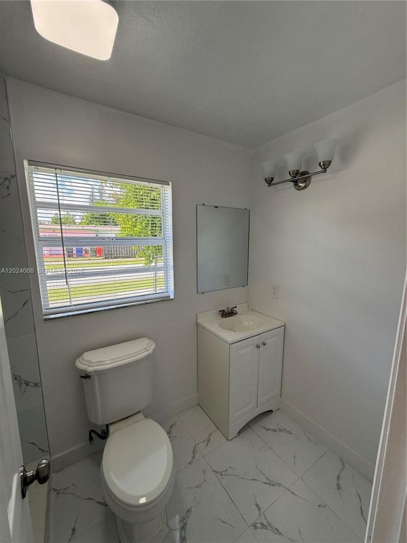 2161 NW 26th Ave , Unit no unit, Fort Lauderdale, FL 33311 Photo
