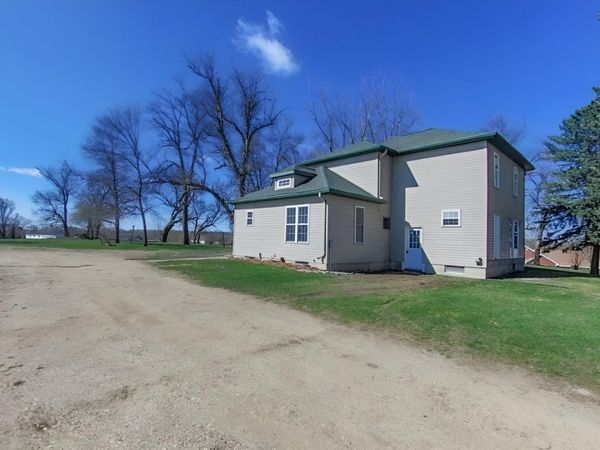 723 E Hwy 14 , Balaton, MN 56115