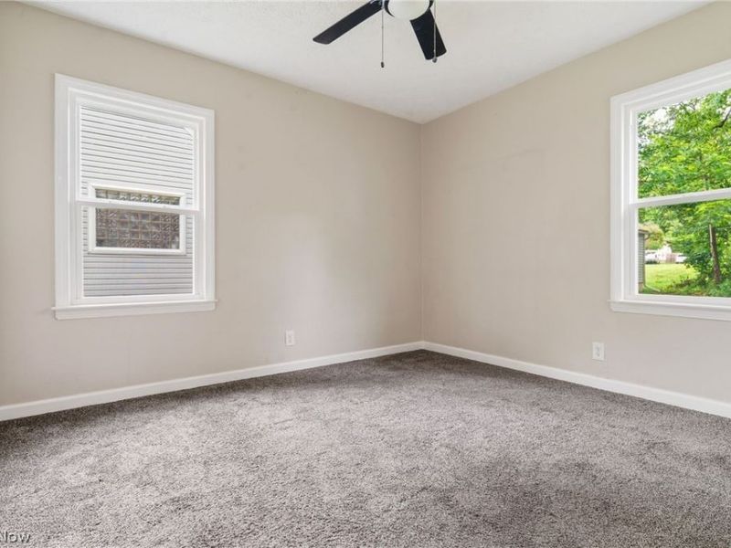 1381 Greenwood Avenue , Akron, OH 44320 Photo 17