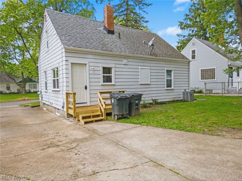 1381 Greenwood Avenue , Akron, OH 44320 Photo 26