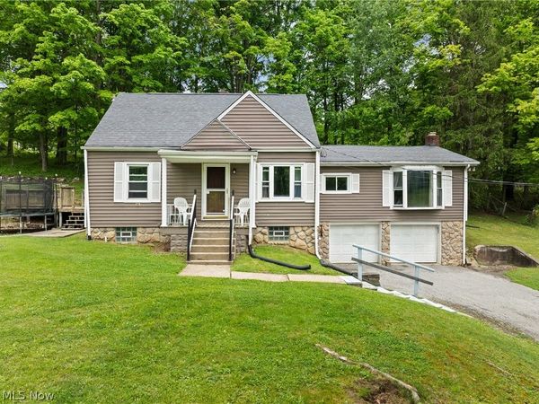54321 Colerain Pike , Martins Ferry, OH 43935