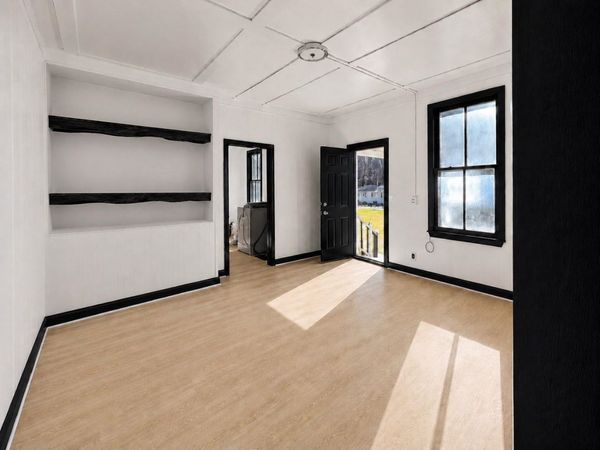 86 W. Main Street, North Adams, MA 01247
