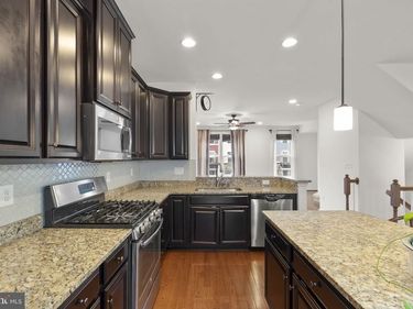 41690 MCMONAGLE SQUARE, ALDIE, VA 20105