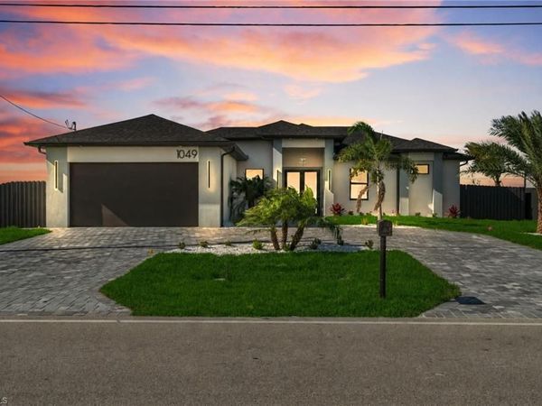 1049 Embers PKWY W, CAPE CORAL, FL 33993