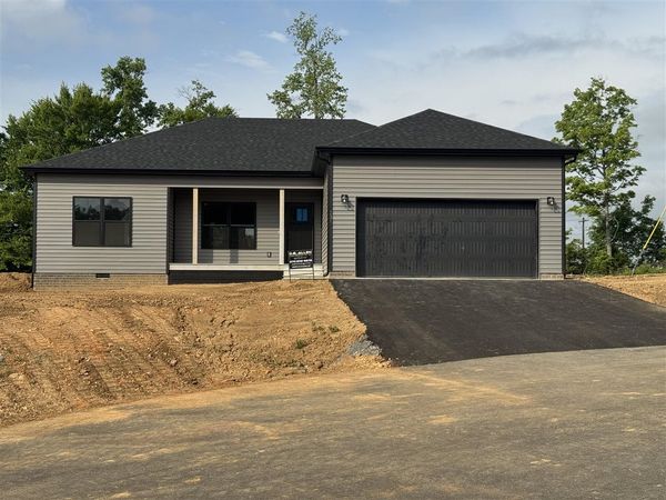 231 Buck Lane , Scottsville, KY 42164