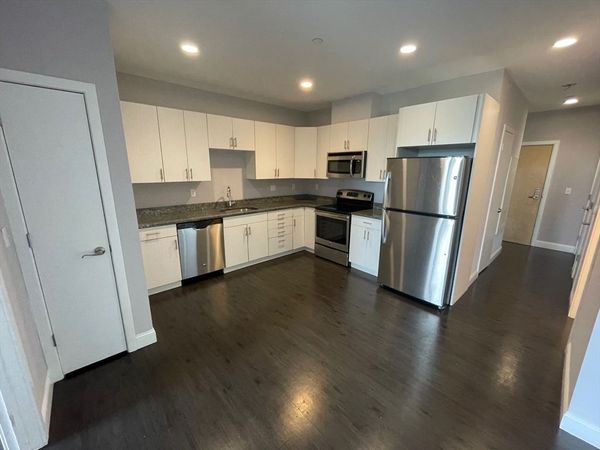 431 River Street, Unit 406, Waltham, MA 02453