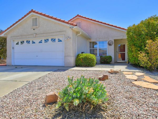 10728 Galaxia Park Drive NW, Albuquerque, NM 87114