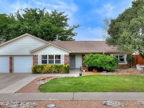 8001 Sierra Azul Avenue NE, Albuquerque, NM 87110