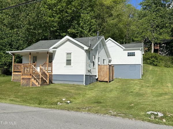 518 Spring Avenue, Wise, VA 24293