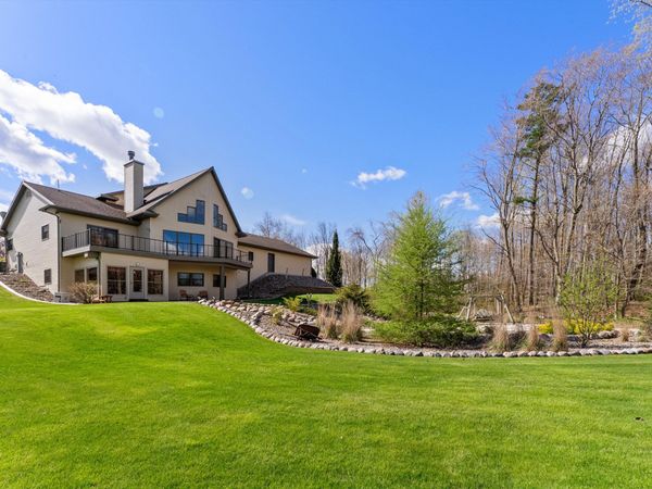 4818 Maplecrest Ridge Rd, Franklin, WI 54247