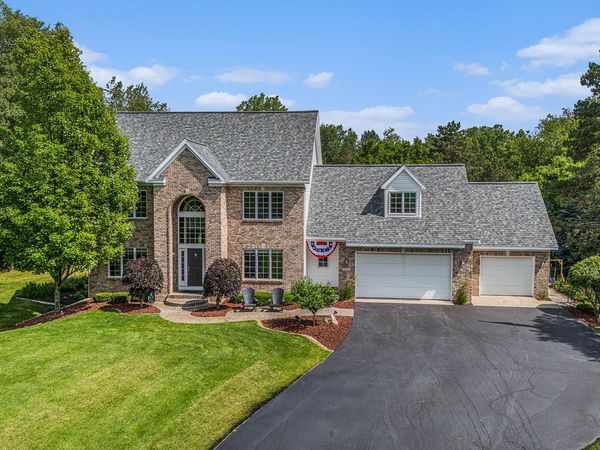 10310 E Rivershore Drive SE, Alto, MI 49302